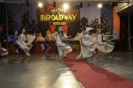 Quarts de Calatrava se viste de Broadway para exaltar a Sabina Vilar y Lucía Cabedo