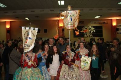 La Vila y el Club 53 ganan los premios de las comparsas