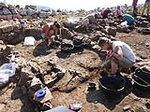 Los arqueólogos trabajan de nuevo en el yacimiento del Tossal de la Vila de la Serra d'en Garcerán