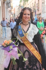 La ofrena floral per a la Sagrada Familia i processó del Santíssim marquen la jornada dominical a La Vall d'Uixó