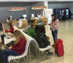 Turisme inicia un estudio sobre los viajeros internacionales que llegan a través del aeropuerto de Castellón