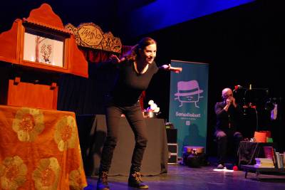 Benlloch enceta les activitats infantils de la programació de Nadal amb l’espectacle de titelles ‘Històries de ratolins’