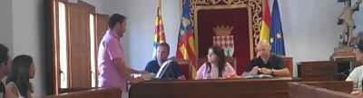 El PP de La Vilavella completa el grupo municipal con la toma de posesión del quinto concejal