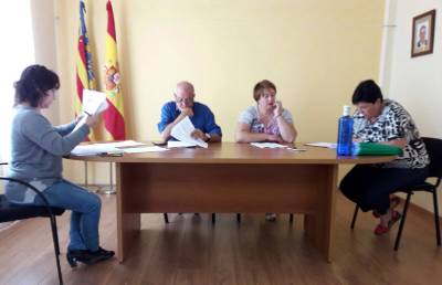 El PSPV de Matet pide la dimisión en bloque del equipo de gobierno municipal por ‘autocontratar’ a una concejala del PP