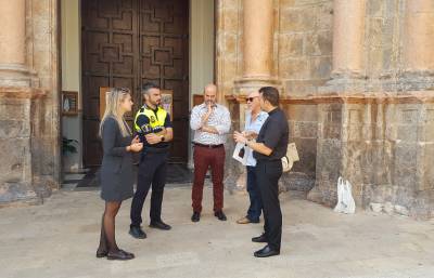 El Ayuntamiento de la Vall d'Uixó consensúa las medidas contra el vandalismo con la parroquia de l'Assumpció