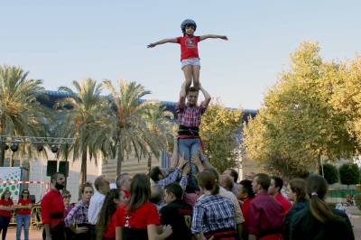 Multitud d'onders participen en els actes programats per a celebrar el 9 d'Octubre
