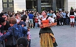 Prop de 350 persones tanquen la programació cultural del 9 d'Octubre amb la tradició valenciana de Xarxa Teatre