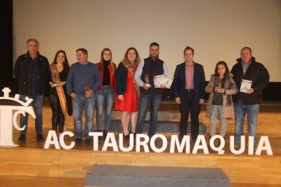 Un toro de la Sagrada Familia, el más completo del año taurino de La Vall d'Uixó