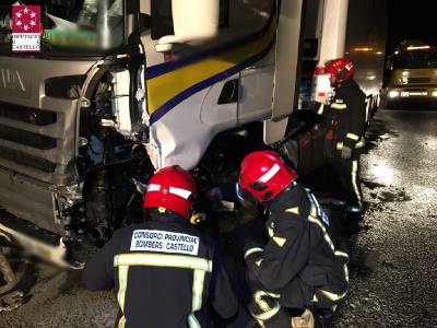 Fallecen dos personas en un accidente en Vinaròs