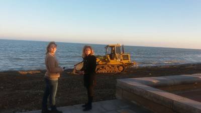 Cabanes denuncia una suposada agresió mediambiental en la platja de Torre La Sal