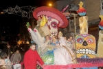 La Falla del Barri de València  logra doblete en la Cavalcada del Ninot  con primer premio en carroza y ninot