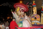 La Falla del Barri de València  logra doblete en la Cavalcada del Ninot  con primer premio en carroza y ninot