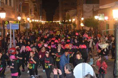 Oropesa del Mar celebra el Carnaval con desfile de disfraces y fiesta en la carpa multiusos