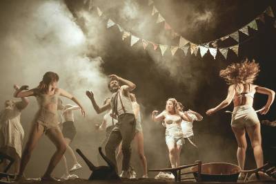 El Cicle de Teatre Polític comença aquest divendres amb l'obra ‘Danzad Malditos'