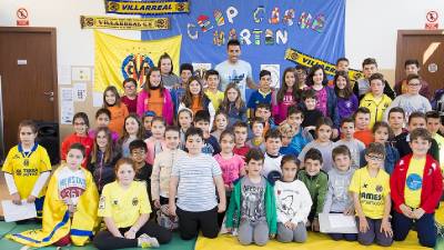 El 'xiquet' de Artana regresa a su colegio