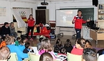 El CEIP Pari Vilallonga rep la visita i els consells de dos esportistes Olímpics