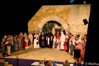 Onada Edicions i la representació teatral La Conquesta de Culla, guanyadors dels premis col·lectius Maestrat Viu