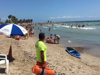 La platja de Xilxes estarà vigilada per 9 socorristes durant aquest estiu
