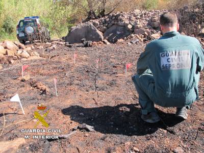 La Guardia Civil investiga a una persona por un incendio en Azuébar