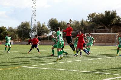 La Llosa obrirà el camp de futbol per a tots els públics