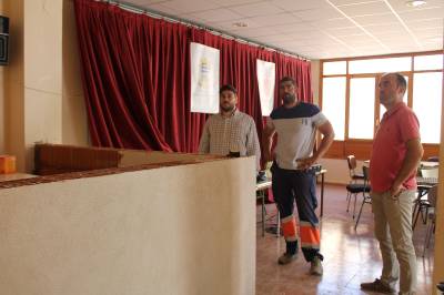 Fan obres de millora en el multifuncional de Mascarell