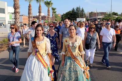 Caluroso reencuentro de los ondenses con su patrón en la romería al Salvador