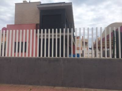 La incapacidad de gestión del tripartito de Burriana deja a los vecinos de la Serratella sin el servicio de bar del edificio polifuncional