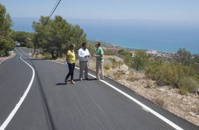 Técnicos de La Vuelta supervisan la llegada al alto de Santa Lucía