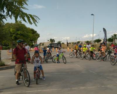 El Dia de la Bici tanca les activitats esportives en la platja Casablanca