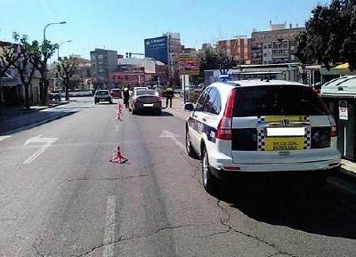 La Policía Local inicia una campaña de control sobre el uso del cinturón y de los sistemas de retención infantil