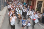 Participativa ofrena floral i d'aliments al Santíssim Crist de la Pietat