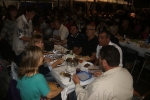 Més de 2.000 persones participen del sopar de tombet de bou