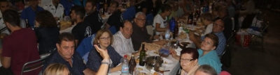 Més de 2.000 persones participen del sopar de tombet de bou