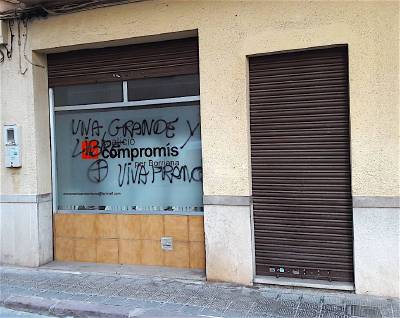 Apareixen pintades de caire feixista a la seu de Compromís per Borriana