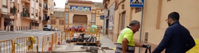 Obras en diferentes puntos de Alcora para solucionar filtraciones de agua que sufrían los vecinos
