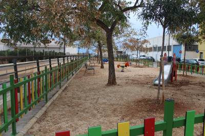 Nules remodela el parque infantil de la calle Tales