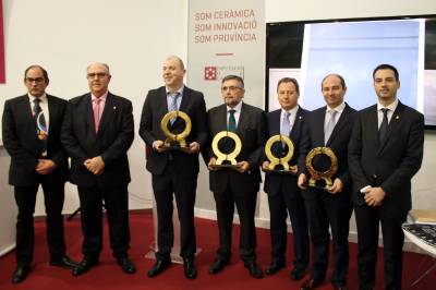 Onda rep les actes dels Alfa d'Or per a custodiar-les al Museu del Taulell