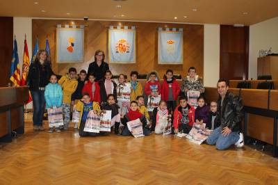 L'alumnat de 2º de Primària del Roca i Alcaide visita el consistori