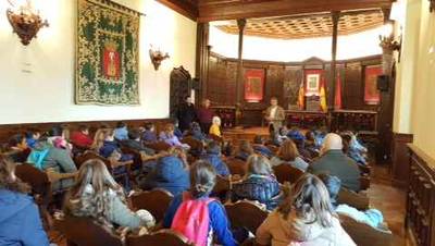 Visita al Ayuntamiento del alumnado del Colegio La Milagrosa de Segorbe