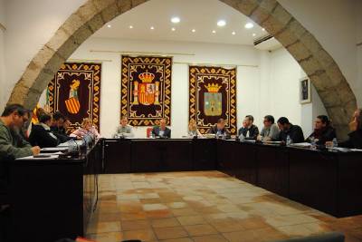 El Grupo Socialista de Alcalà acusa a Francisco Juan de ser un alcalde “poco transparente”