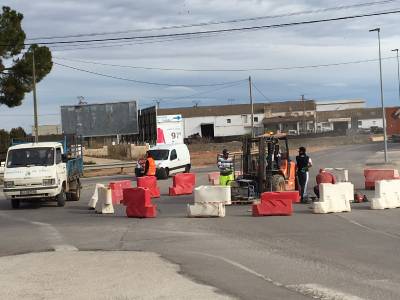 Comienza la construcción de la rotonda de acceso noreste a la población