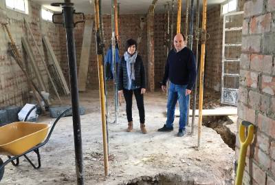El Ayuntamiento de Les Useres inicia las obras para la reforma integral de los vestuarios de la piscina municipal