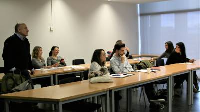 Profesionales de cirugía ginecológica oncológica participan en la UJI en un curso de Takeda
