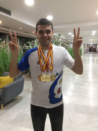 Sergi Castell consigue un póker de oros en el Campeonato de España de Natación Adaptada