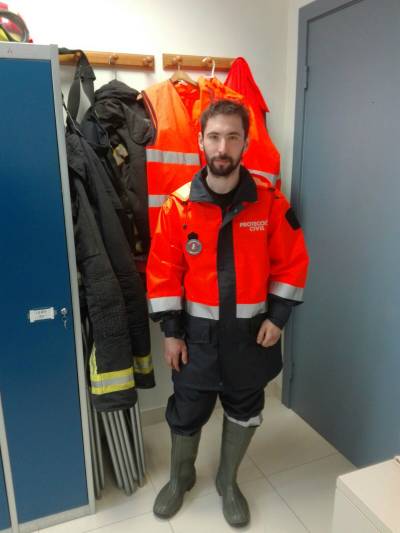 L'Ajuntament d'Almenara adquireix nous vestits impermeables per a Protecció Civil