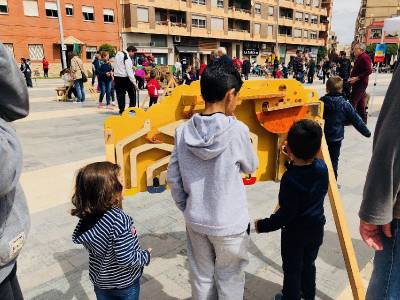 Ilusionismo y percusión en el FES TAM! de Almassora