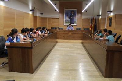 Nules celebra el primer ple del consell de xiquets i xiquetes
