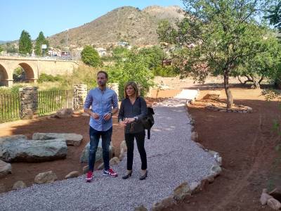 El Ayuntamiento de la Vall d’Uixó recupera la zona verde del final de la avenida Sud-Oest