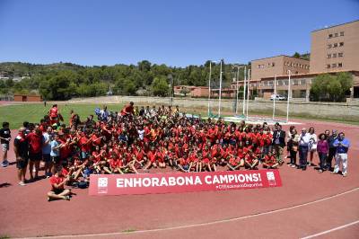 Moliner felicita a los alumnos del CITD Penyeta Roja por sus recientes éxitos deportivos
