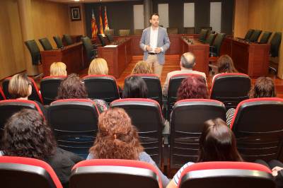 El curs de ‘Ceràmica Inkjet’ del Pacte Territorial fomenta la inserció laboral entre els alumnes